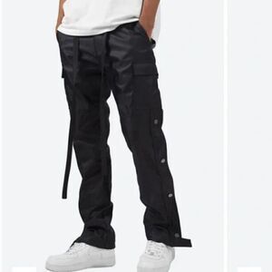 NWOT MNML Snap Zipper II Black Nylon‎ Cargo Pants Size 28